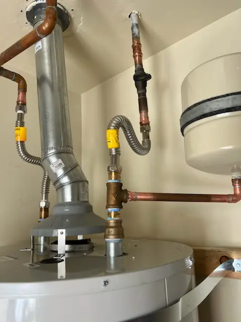 Water heater installation and plumbing repair in Salt Springs Riverbend